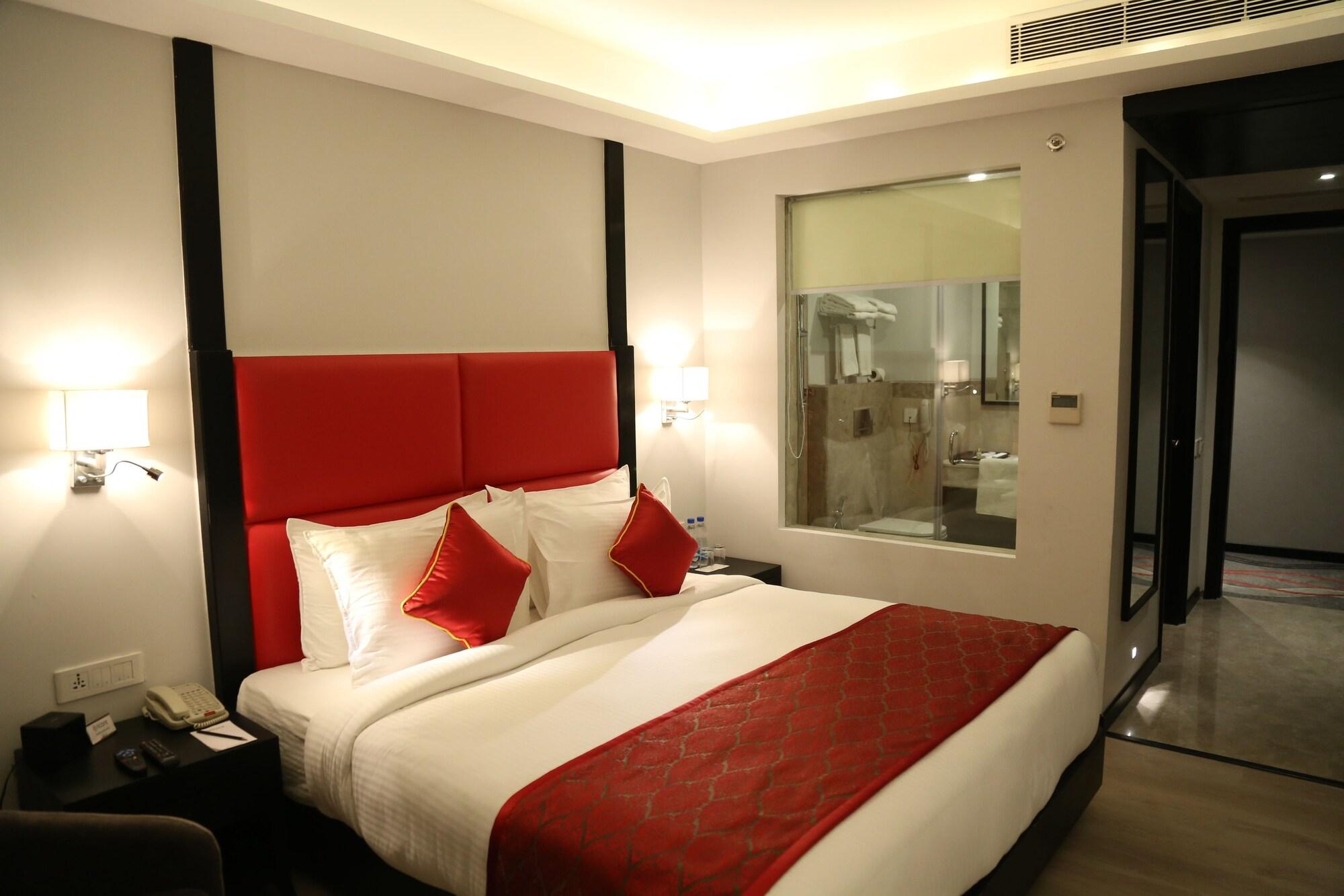 Ramada Encore Jalandhar Buitenkant foto