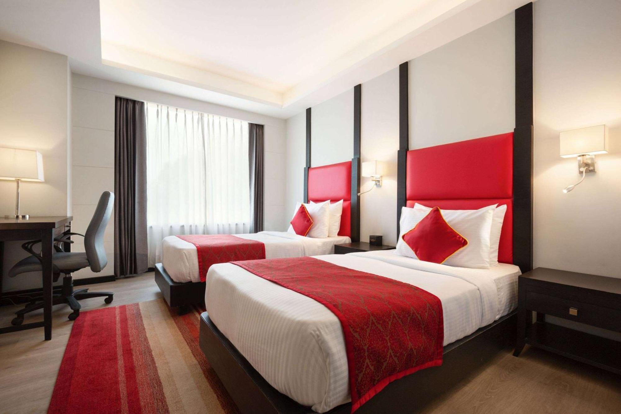 Ramada Encore Jalandhar Buitenkant foto