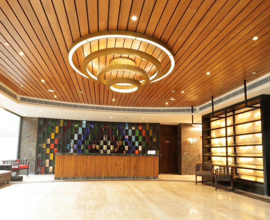 Ramada Encore Jalandhar Buitenkant foto