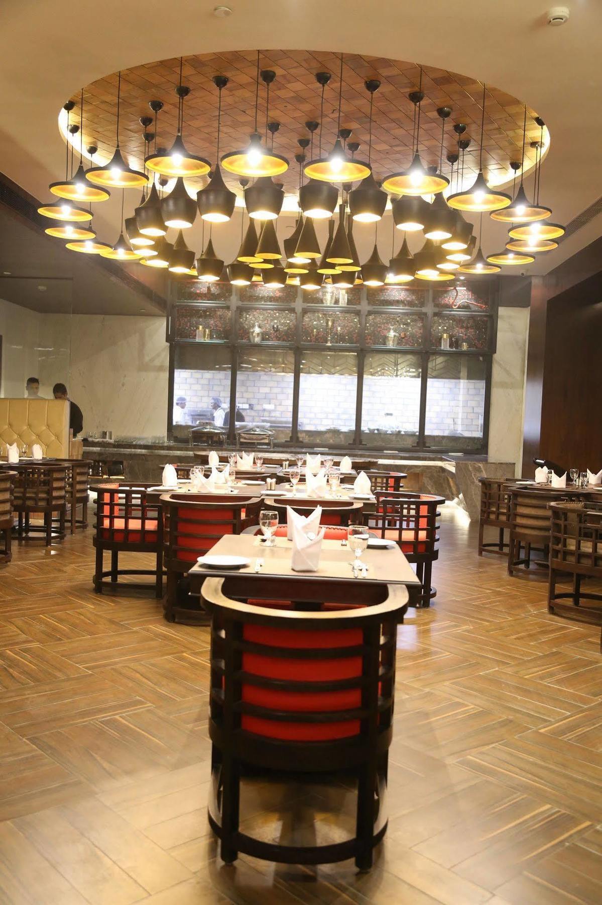Ramada Encore Jalandhar Buitenkant foto