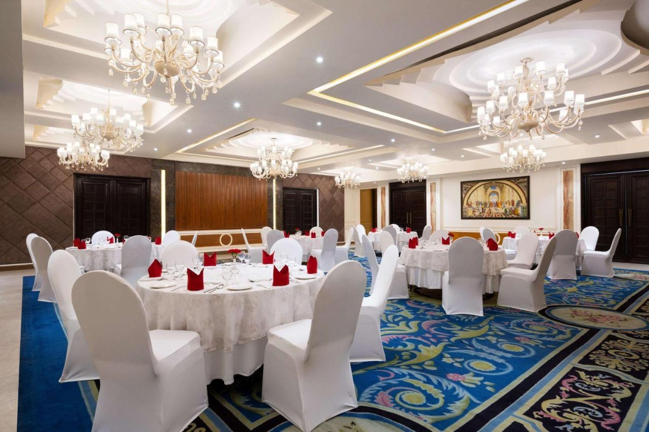 Ramada Encore Jalandhar Buitenkant foto
